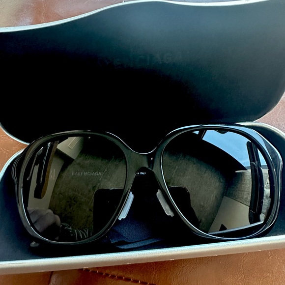 Balenciaga Sunglasses BB0184SA - Picture 1 of 7